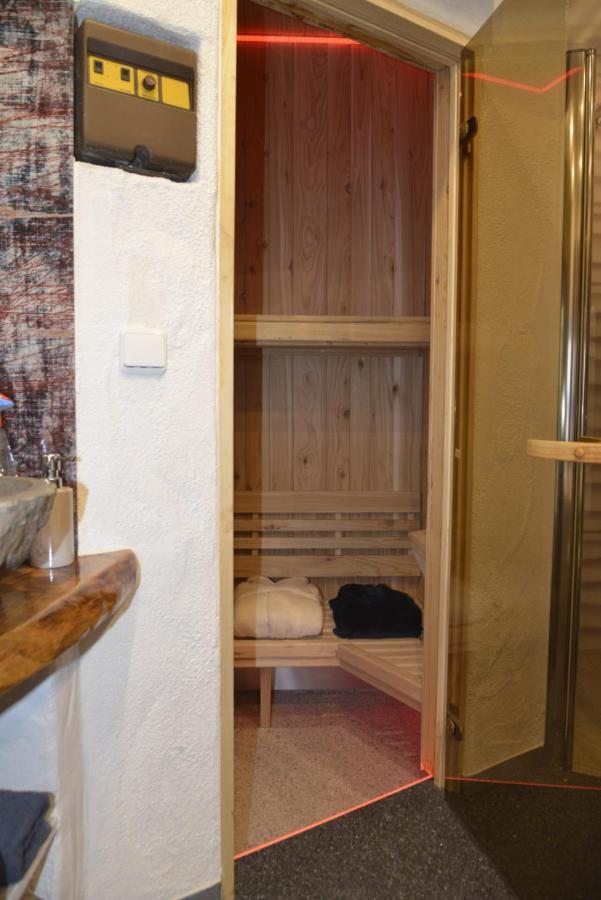Eifel Kate, Relaxen Mit Sauna Und Whirlpool Кроненбург Экстерьер фото